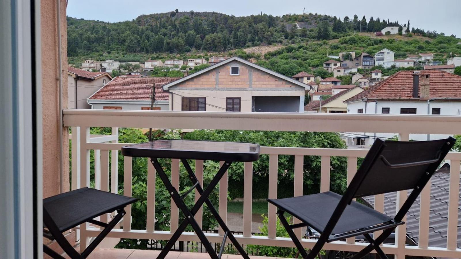 Apartman Deluxe كابليينا المظهر الخارجي الصورة