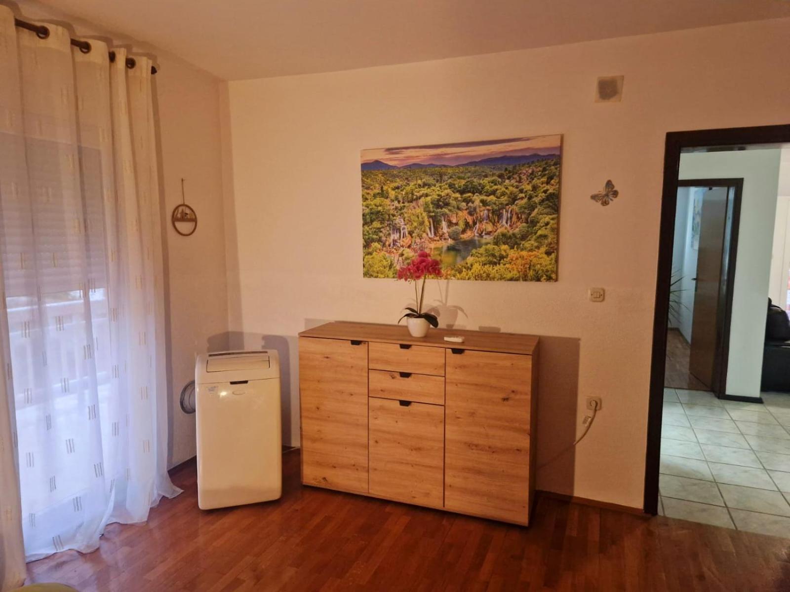Apartman Deluxe كابليينا المظهر الخارجي الصورة