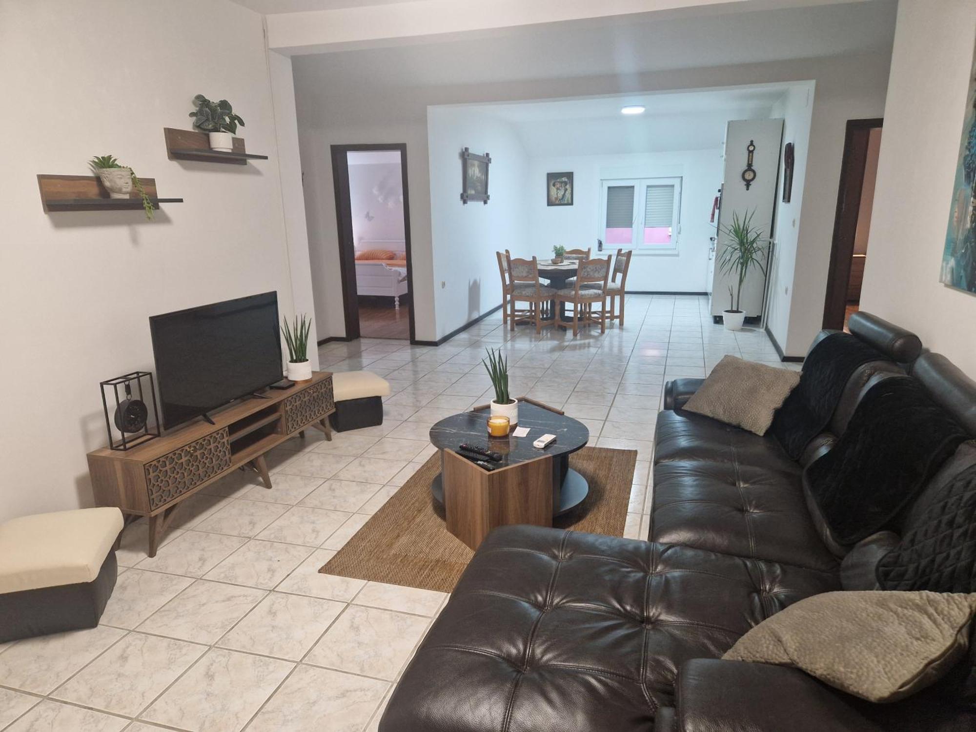 Apartman Deluxe كابليينا المظهر الخارجي الصورة